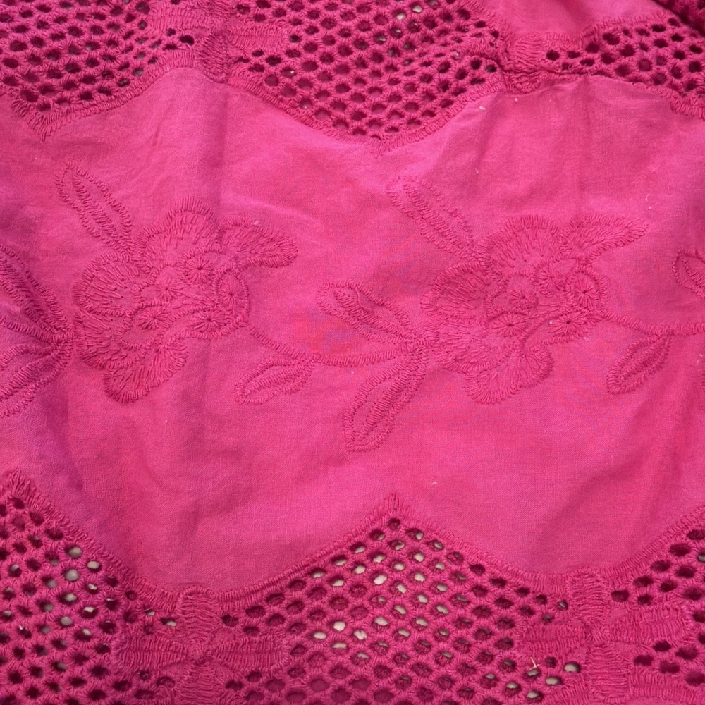 LOGO by Lori Goldstein Blouse Women Medium Pink Excellent Eyelet V-Neck Lavish - Picture 4 of 6